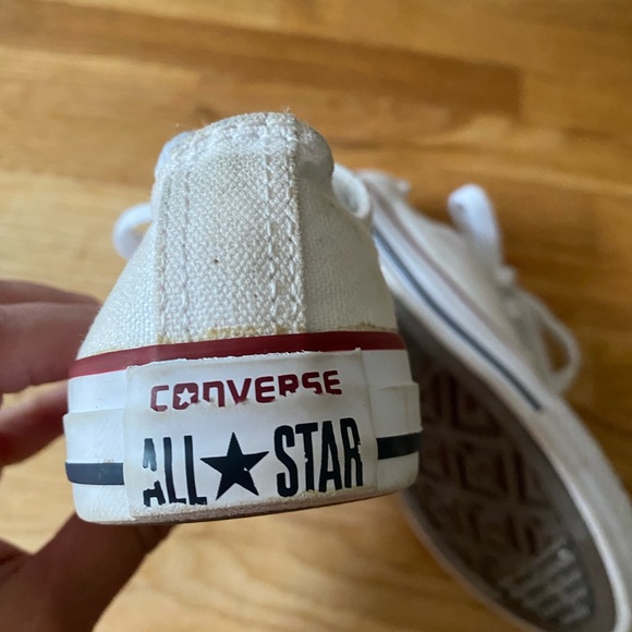 Converse All Star Chuck Taylor Youth Size 3 White Casual Comfort Walking Shoes - Picture 5 of 9